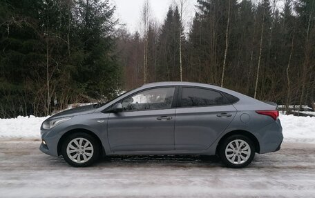 Hyundai Solaris II рестайлинг, 2019 год, 1 100 000 рублей, 5 фотография