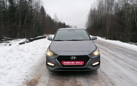 Hyundai Solaris II рестайлинг, 2019 год, 1 100 000 рублей, 4 фотография