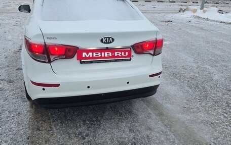 KIA Rio III рестайлинг, 2017 год, 610 000 рублей, 3 фотография
