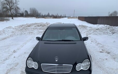 Mercedes-Benz C-Класс, 2006 год, 820 000 рублей, 10 фотография