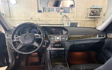 Mercedes-Benz E-Класс, 2013 год, 2 199 000 рублей, 11 фотография