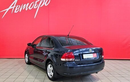 Volkswagen Polo VI (EU Market), 2011 год, 815 000 рублей, 3 фотография