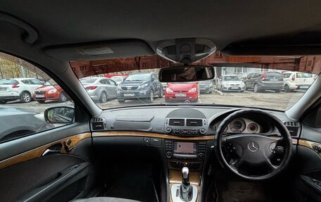 Mercedes-Benz E-Класс, 2002 год, 600 000 рублей, 5 фотография