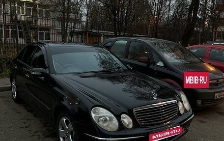 Mercedes-Benz E-Класс, 2002 год, 600 000 рублей, 2 фотография