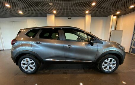 Renault Kaptur I рестайлинг, 2017 год, 1 262 000 рублей, 2 фотография