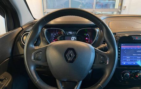 Renault Kaptur I рестайлинг, 2017 год, 1 262 000 рублей, 10 фотография