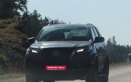 Toyota Fortuner II, 2020 год, 4 200 000 рублей, 2 фотография