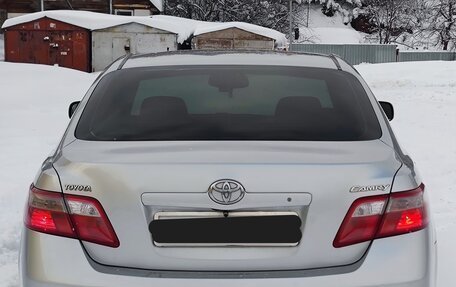 Toyota Camry, 2008 год, 900 000 рублей, 17 фотография