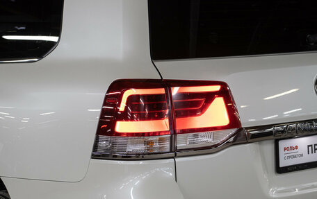 Toyota Land Cruiser 200, 2018 год, 6 498 000 рублей, 25 фотография