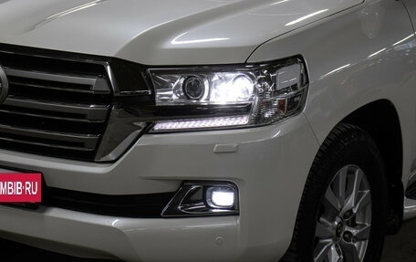 Toyota Land Cruiser 200, 2018 год, 6 498 000 рублей, 24 фотография