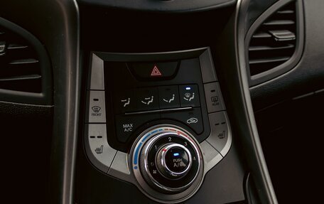 Hyundai Elantra V, 2013 год, 955 000 рублей, 16 фотография