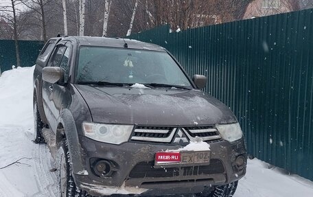 Mitsubishi L200 IV рестайлинг, 2014 год, 2 350 000 рублей, 1 фотография