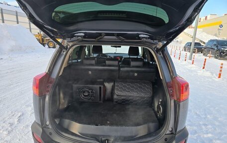 Toyota RAV4, 2013 год, 1 760 000 рублей, 8 фотография