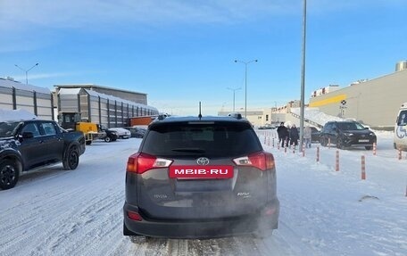 Toyota RAV4, 2013 год, 1 760 000 рублей, 7 фотография