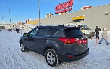 Toyota RAV4, 2013 год, 1 760 000 рублей, 6 фотография