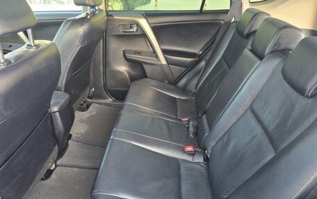 Toyota RAV4, 2013 год, 1 760 000 рублей, 15 фотография