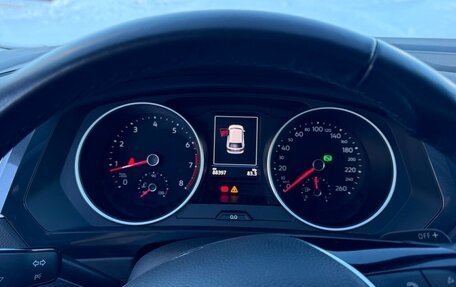 Volkswagen Tiguan II, 2018 год, 2 599 000 рублей, 7 фотография