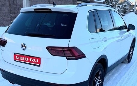 Volkswagen Tiguan II, 2018 год, 2 599 000 рублей, 4 фотография