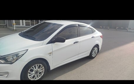 Hyundai Solaris II рестайлинг, 2014 год, 850 000 рублей, 8 фотография