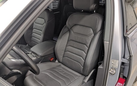 Volkswagen Touareg III, 2019 год, 4 950 000 рублей, 19 фотография