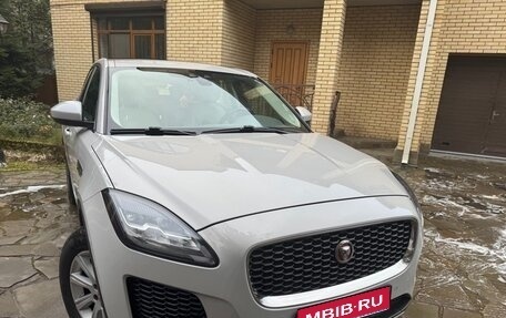 Jaguar E-Pace, 2019 год, 2 600 000 рублей, 1 фотография