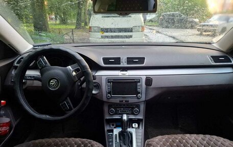 Volkswagen Passat B7, 2011 год, 821 000 рублей, 3 фотография