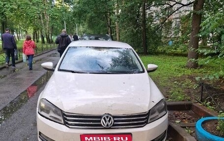 Volkswagen Passat B7, 2011 год, 821 000 рублей, 2 фотография