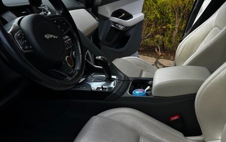 Jaguar E-Pace, 2019 год, 2 600 000 рублей, 2 фотография