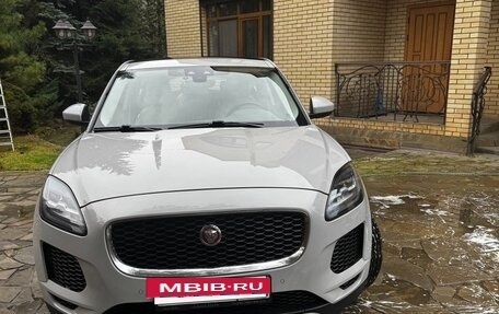 Jaguar E-Pace, 2019 год, 2 600 000 рублей, 14 фотография