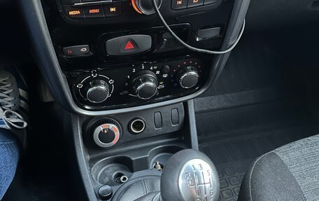 Renault Duster I рестайлинг, 2013 год, 920 000 рублей, 2 фотография