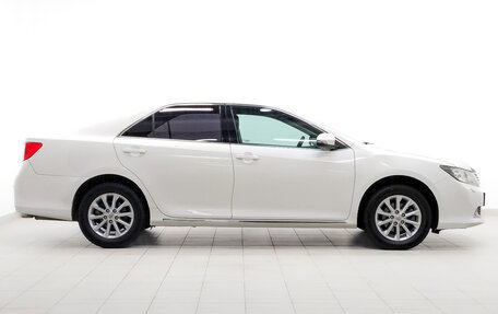 Toyota Camry, 2014 год, 1 790 000 рублей, 4 фотография