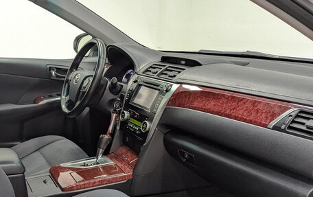 Toyota Camry, 2014 год, 1 790 000 рублей, 13 фотография