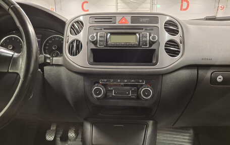 Volkswagen Tiguan I, 2010 год, 800 000 рублей, 18 фотография