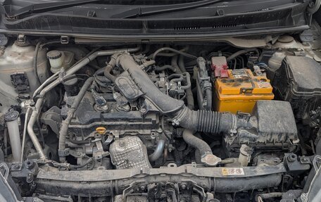 Toyota Yaris, 2020 год, 1 090 000 рублей, 16 фотография