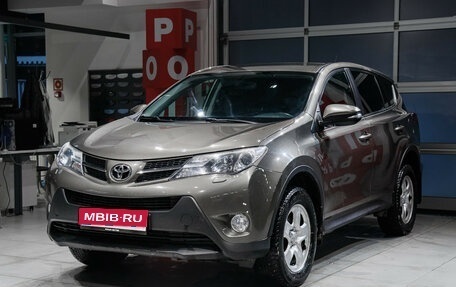 Toyota RAV4, 2014 год, 1 430 000 рублей, 1 фотография