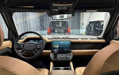 Land Rover Defender II, 2025 год, 18 500 000 рублей, 8 фотография