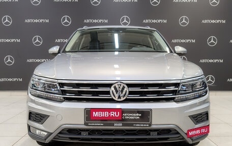 Volkswagen Tiguan II, 2018 год, 2 650 000 рублей, 2 фотография