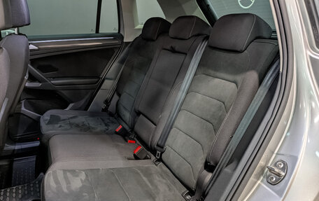 Volkswagen Tiguan II, 2018 год, 2 650 000 рублей, 18 фотография