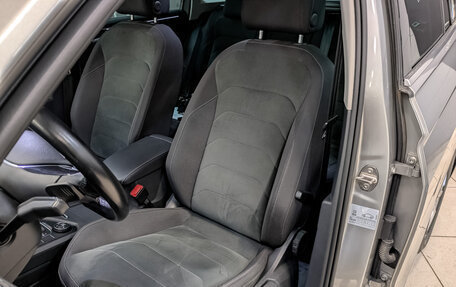 Volkswagen Tiguan II, 2018 год, 2 650 000 рублей, 20 фотография