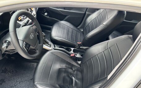 Hyundai Solaris II рестайлинг, 2017 год, 830 000 рублей, 9 фотография