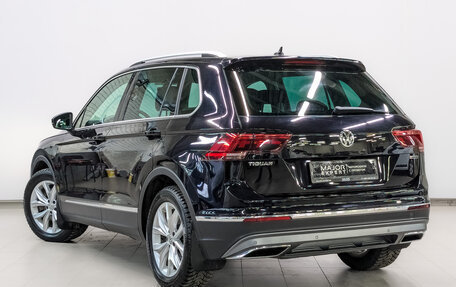 Volkswagen Tiguan II, 2018 год, 3 350 000 рублей, 7 фотография