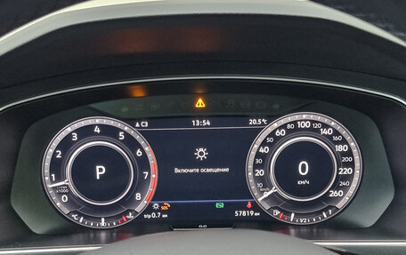 Volkswagen Tiguan II, 2018 год, 3 350 000 рублей, 16 фотография