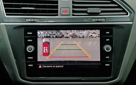 Volkswagen Tiguan II, 2018 год, 3 350 000 рублей, 27 фотография