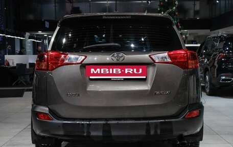 Toyota RAV4, 2014 год, 1 430 000 рублей, 5 фотография