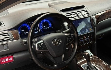 Toyota Camry, 2016 год, 2 290 000 рублей, 9 фотография
