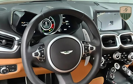 Aston Martin V8 Vantage IV, 2023 год, 18 050 000 рублей, 3 фотография