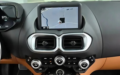 Aston Martin V8 Vantage IV, 2023 год, 18 050 000 рублей, 6 фотография