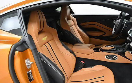 Aston Martin V8 Vantage IV, 2023 год, 18 050 000 рублей, 13 фотография