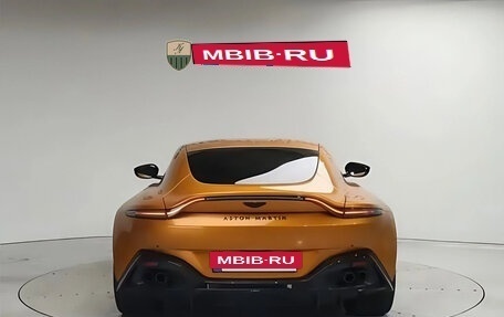 Aston Martin V8 Vantage IV, 2023 год, 18 050 000 рублей, 20 фотография