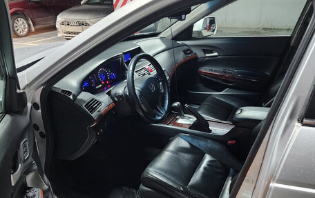 Honda Crosstour I рестайлинг, 2011 год, 1 600 000 рублей, 14 фотография